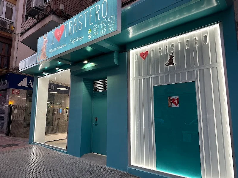 I Love My Trastero en C. Barón de les, 16, Bailén-Miraflores, 29010 Málaga, España - Imagen 1