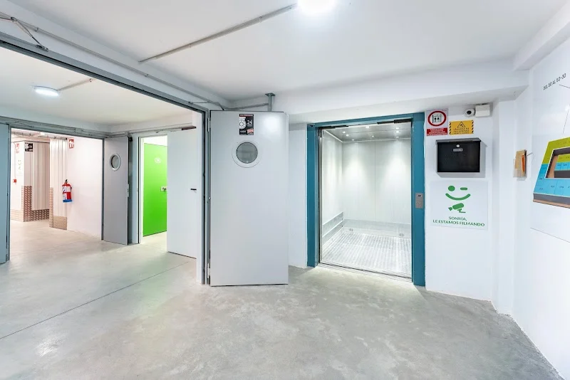 Trasteros Plus La Princesa - Alquiler de Trasteros Málaga en C. Río Gargáligas, 2, Carretera de Cádiz, 29002 Málaga, España - Imagen 5