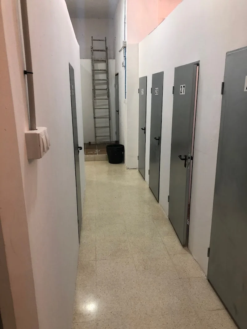 Trasteros Jardín de Malaga en C. Alcalde Joaquín Quiles, N17, Cdad. Jardín, 29014 Málaga, España - Imagen 2